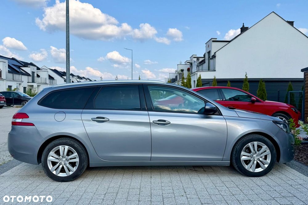 Peugeot 308 1.6 BlueHDi Allure S&S - 6