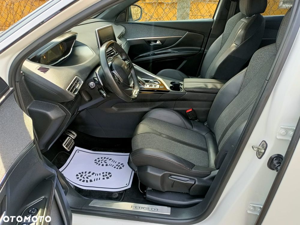 Peugeot 3008 1.2 PureTech GPF Allure S&S EAT8 - 30