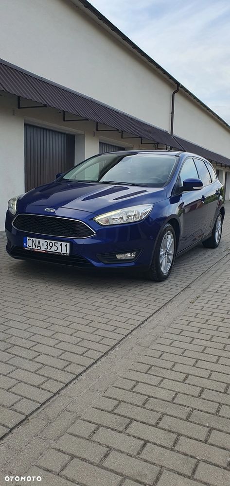 Ford Focus 1.0 EcoBoost Titanium - 27