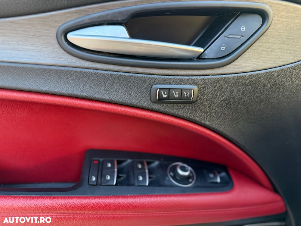 Alfa Romeo Stelvio ver-2-0-turbo-awd-at8-ti - 13