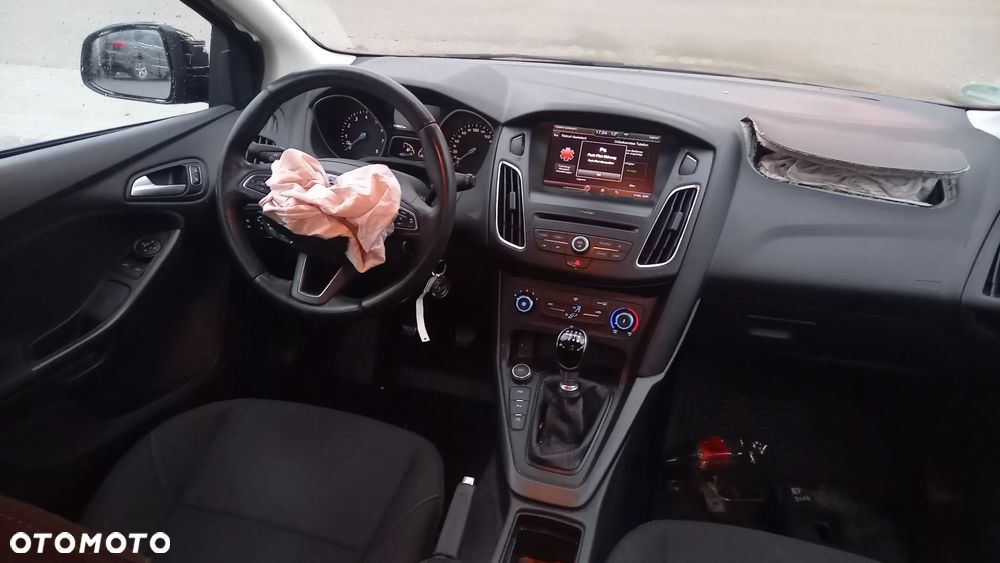 Ford Focus 1.5 EcoBoost Start-Stopp-System Business Edition - 10