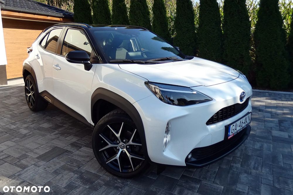 Toyota Yaris Cross Hybrid 1.5 Comfort 4x4 - 34