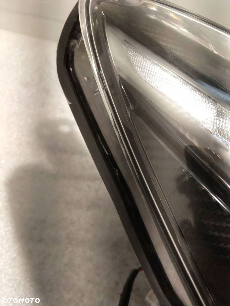 mazda 2 full led przód strona prawa lampa przednia d09k-51030 - 2
