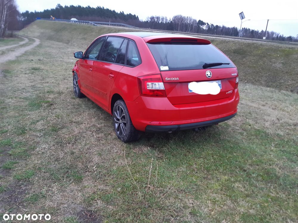 Skoda RAPID 1.4 TDI Green tec Edition - 3