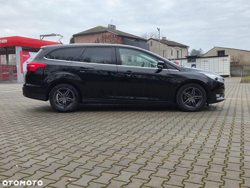 Ford Focus 1.0 EcoBoost Titanium - 18