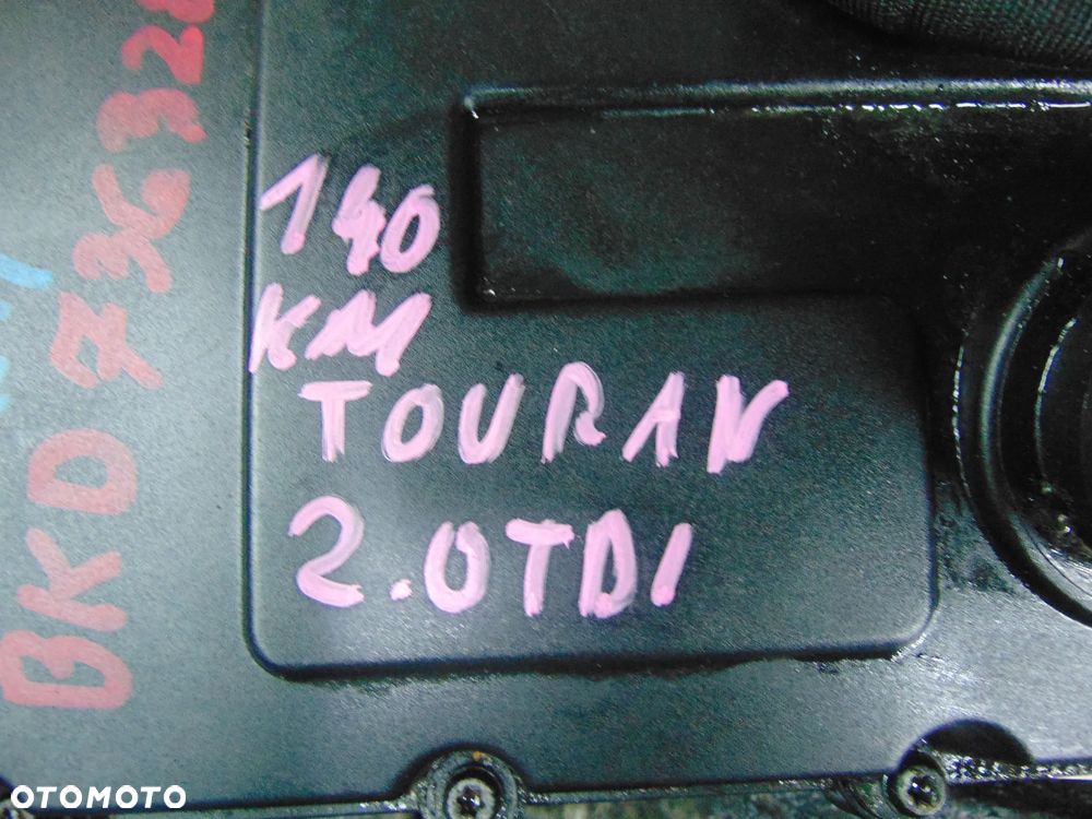 Pokrywa zaworów Touran Passat b6 2,0 TDI 16 v 140 km - 1