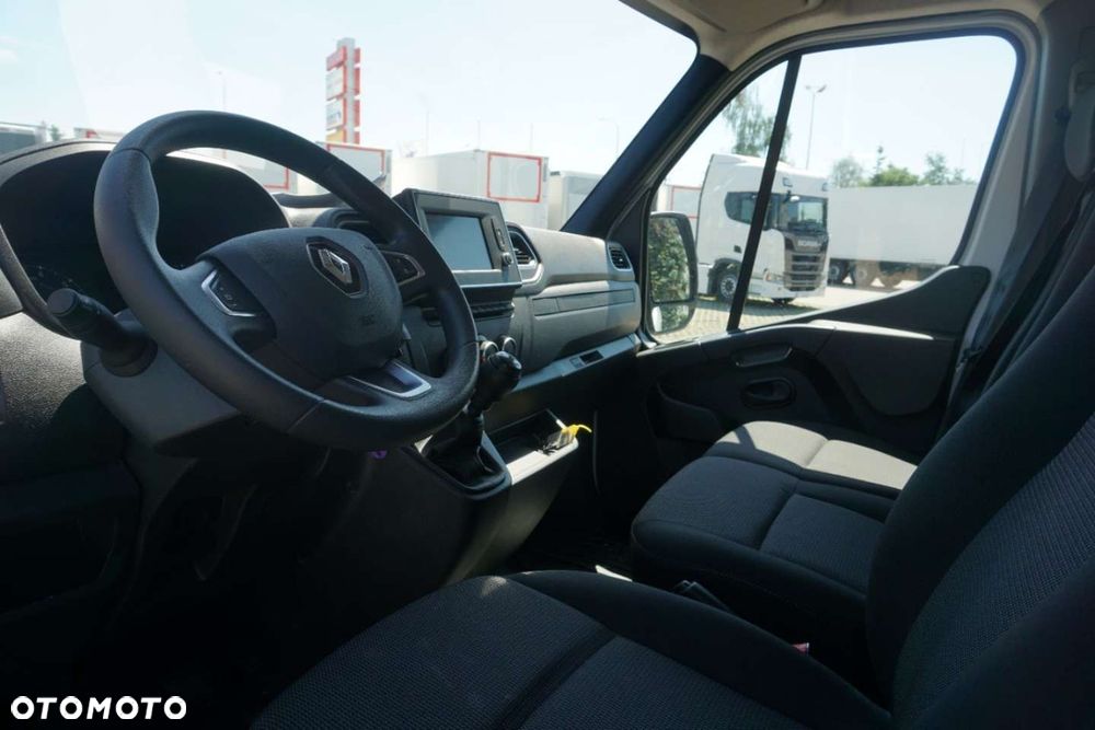 Renault Master - 11