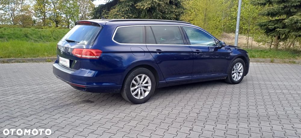 Volkswagen Passat 2.0 TDI BlueMotion Technology Highline - 21