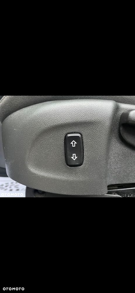 Opel Crossland X - 9