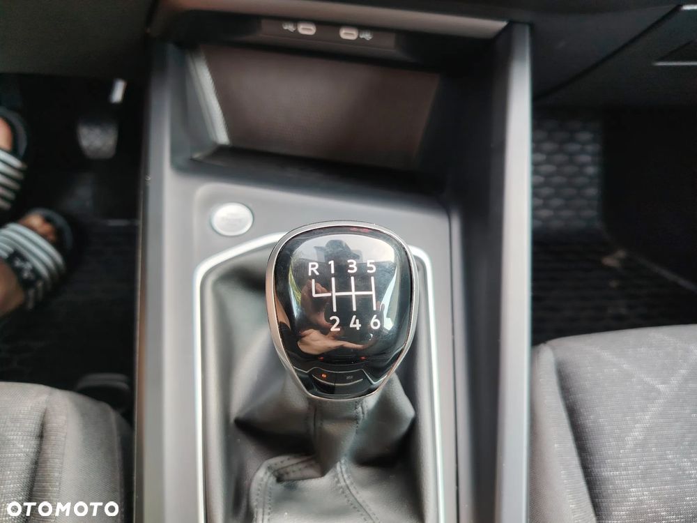 Volkswagen Golf 1.5 TSI EVO Life - 23