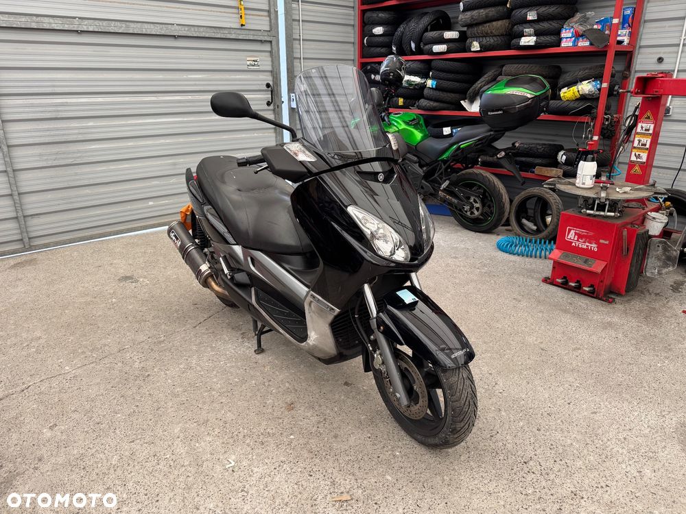 Yamaha X-max - 1