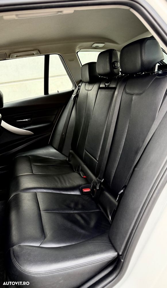 BMW Seria 3 320i Aut. Advantage - 8