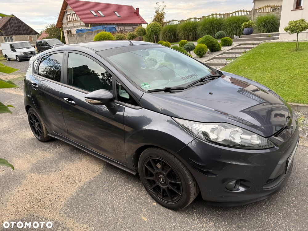 Ford Fiesta - 8