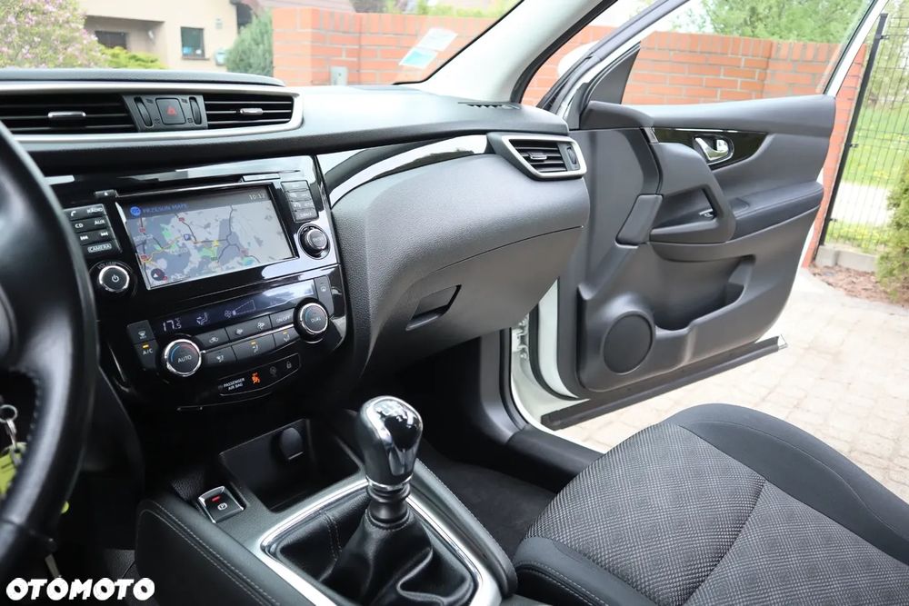 Nissan Qashqai 1.6 dCi 4x4 Acenta S&S - 18