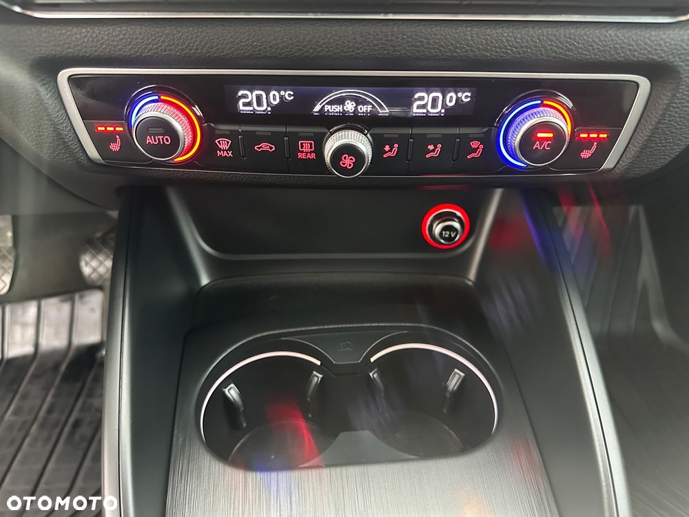 Audi A3 Sportback 1.8 TFSI Ambition - 14