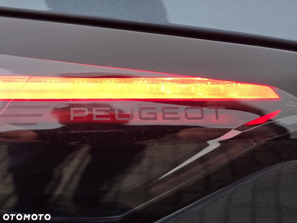 Peugeot 308 1.2 mHEV Allure S e-DCS6 - 14