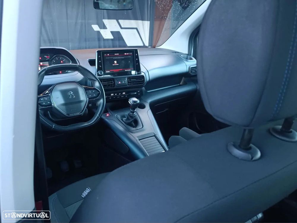 Peugeot Rifter 1.2 PureTech Allure - 28