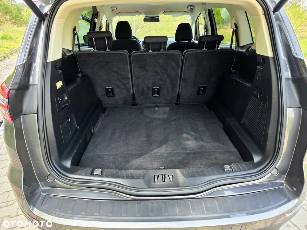 Ford S-Max 2.0 TDCi Titanium - 19