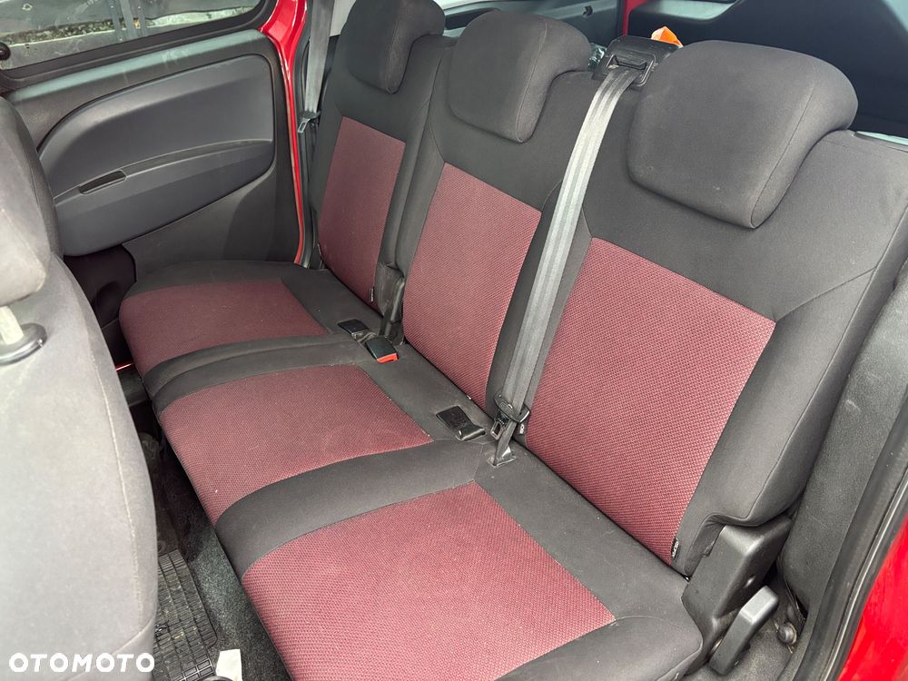 Fiat Doblo 1.6 Multijet 16V Emotion - 10