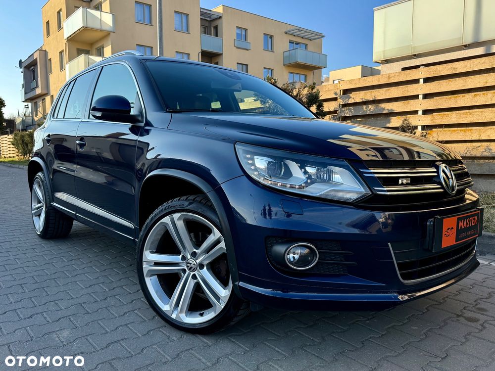Volkswagen Tiguan - 1