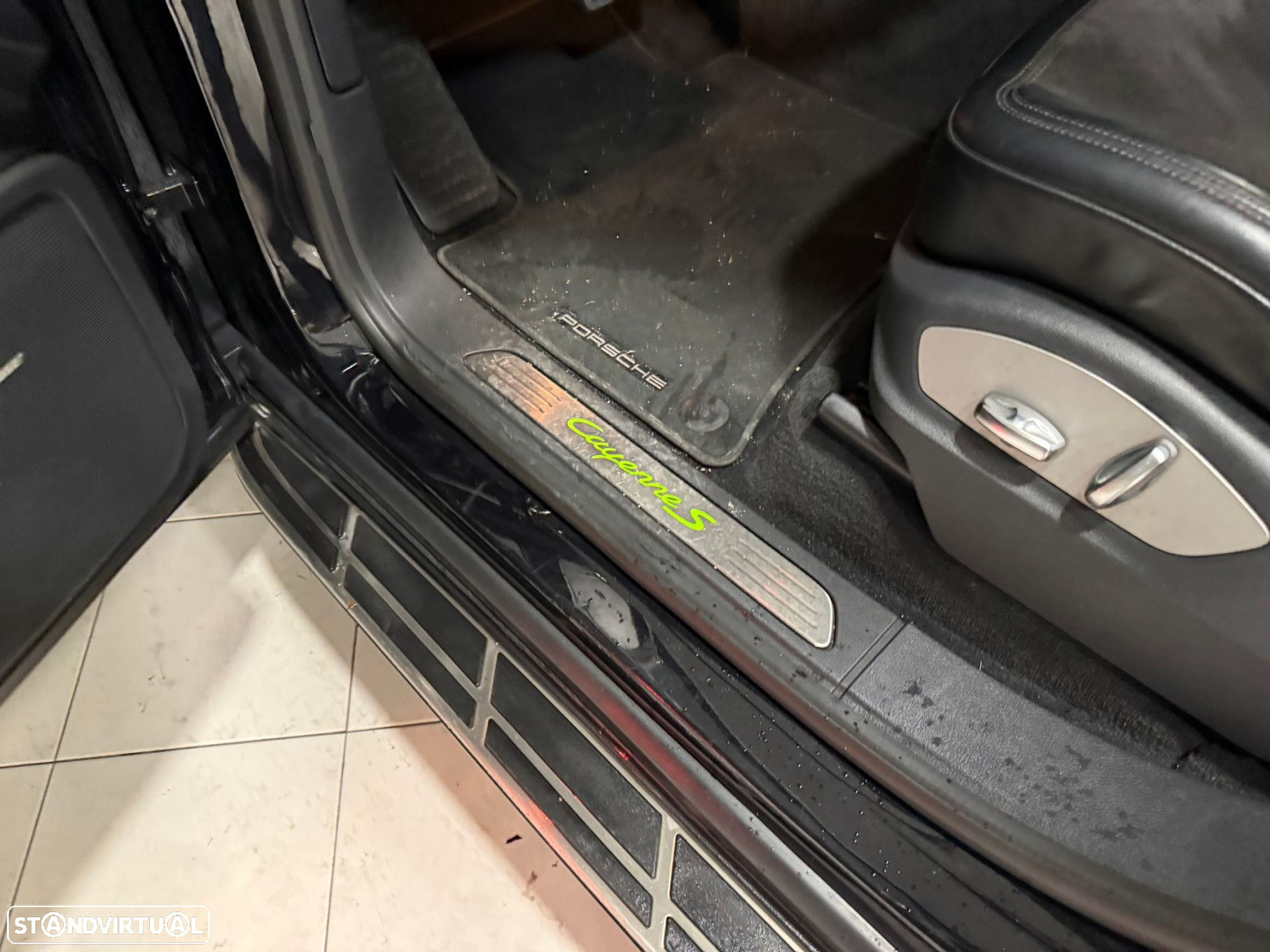 Porsche Cayenne S E-Hybrid Platinum Edition - 12