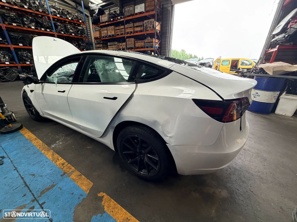 TESLA MODEL 3 LONG RANGE DUAL MOTOR DE 2023 EM FIM DE VIDA (CENTRO DE ABATE) - 3