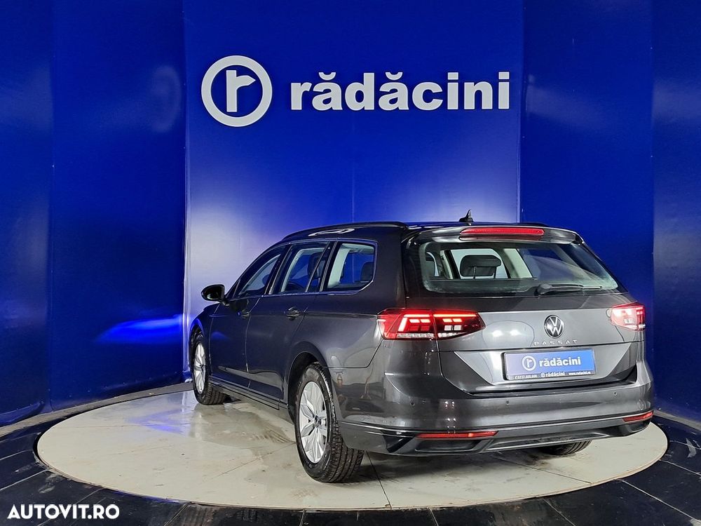 Volkswagen Passat - 3