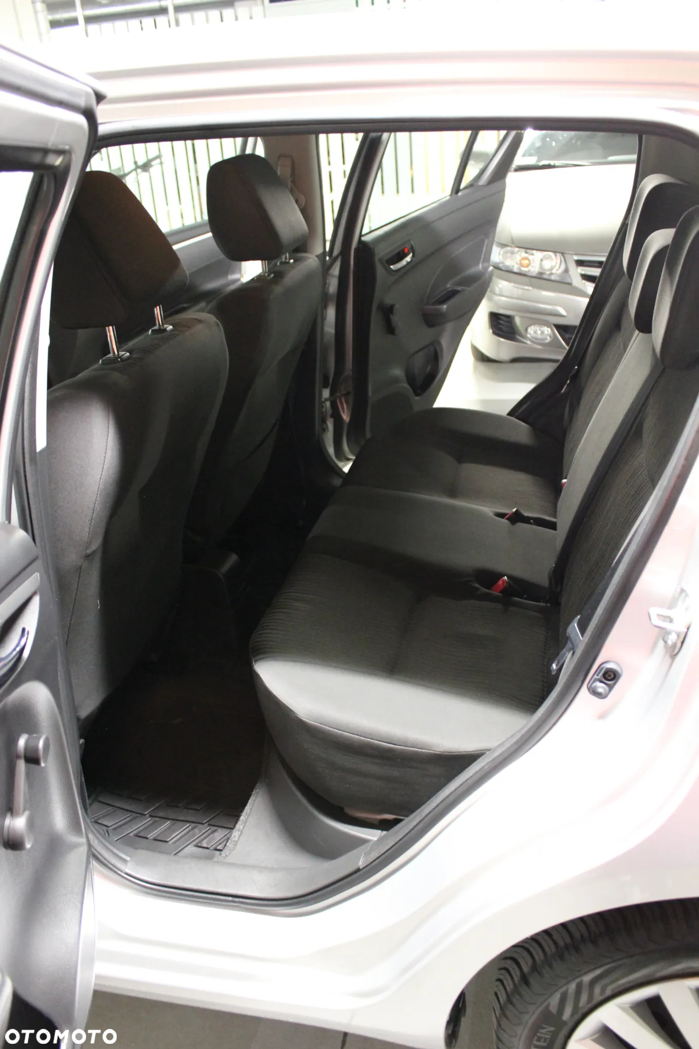Suzuki Swift - 16