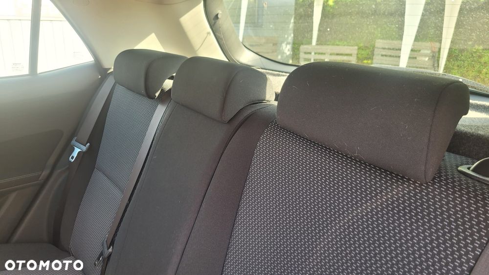 Toyota Auris 1.4 D-4D Premium MM - 23