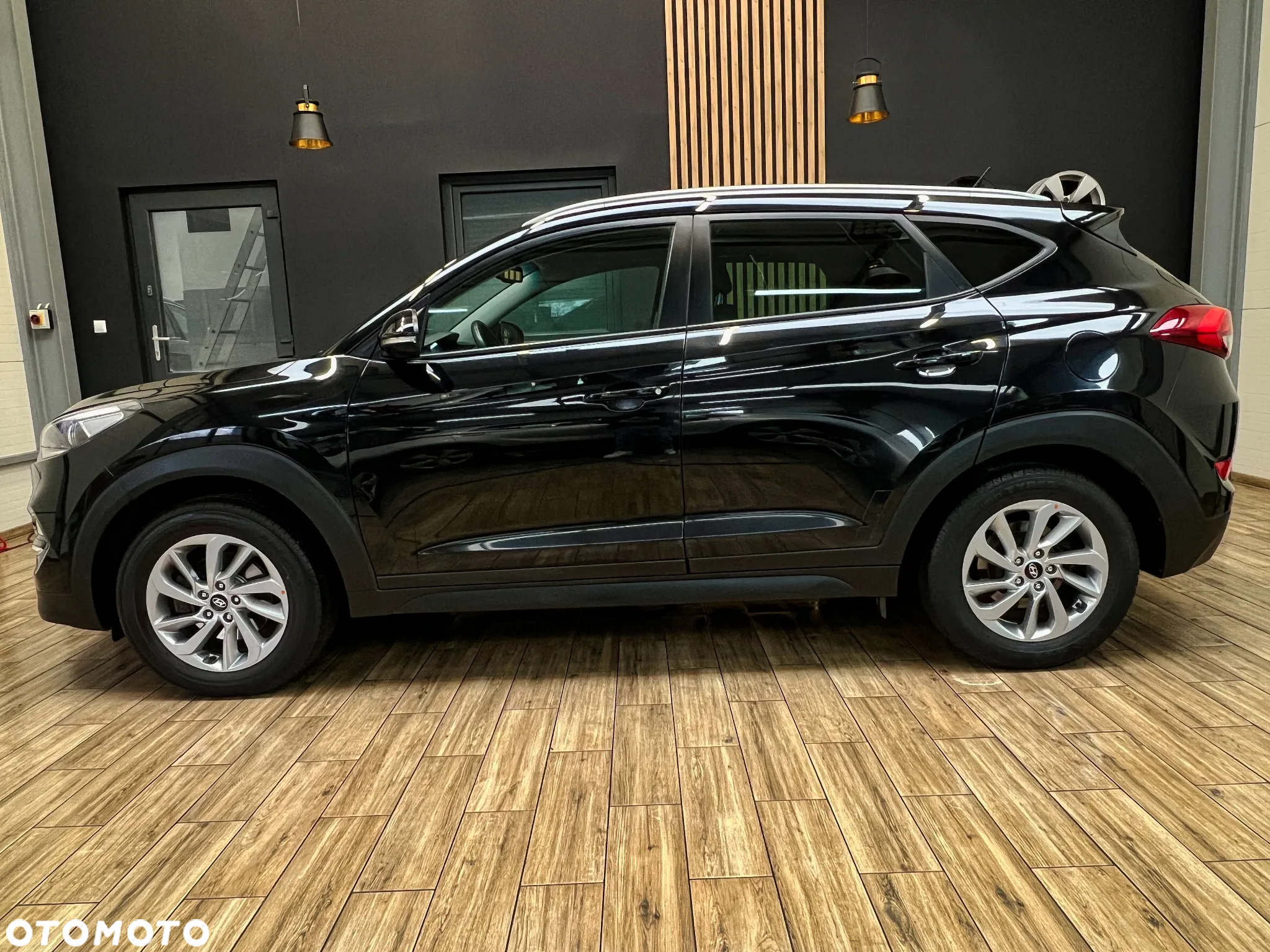 Hyundai Tucson blue 1.7 CRDi 2WD Trend - 11