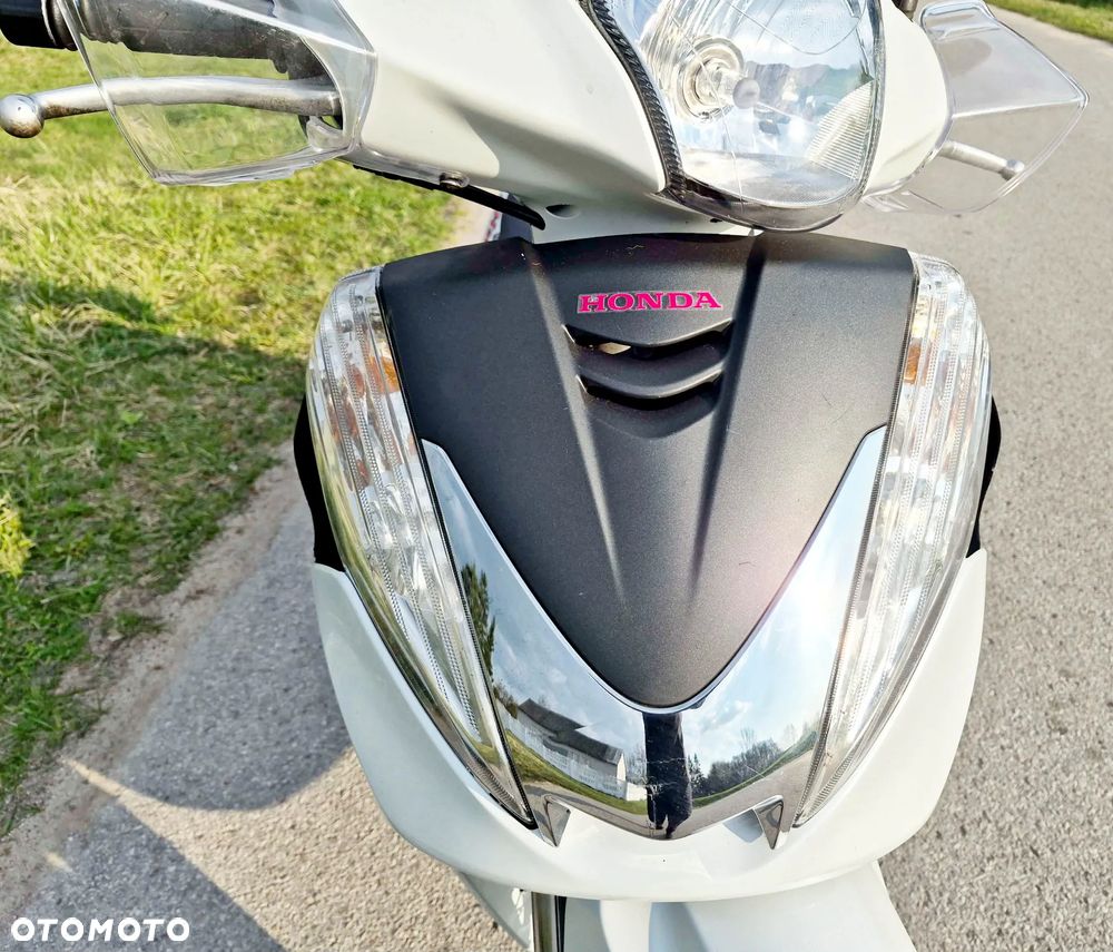 Honda SH - 12