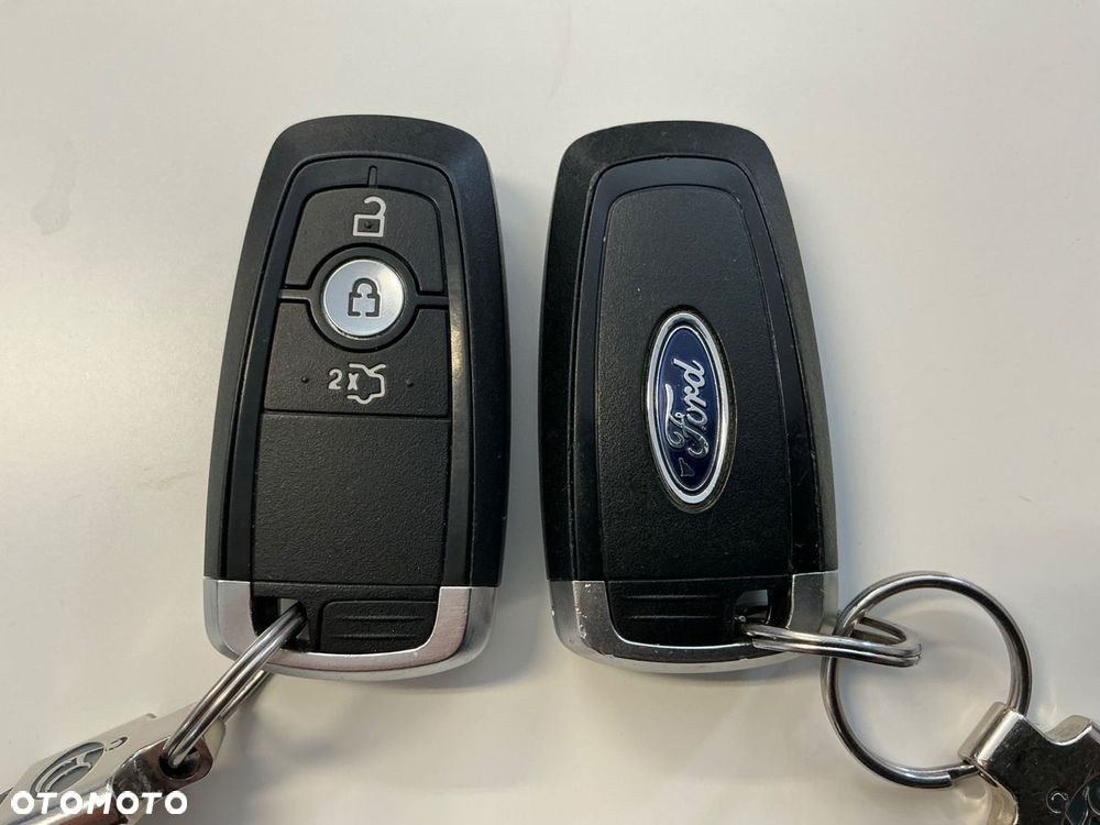 Ford Edge 2.0 TDCi Bi-Turbo 4x4 Titanium - 12