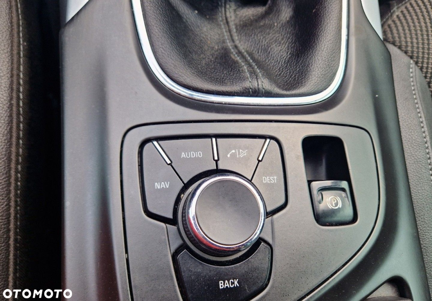 Opel Insignia - 24