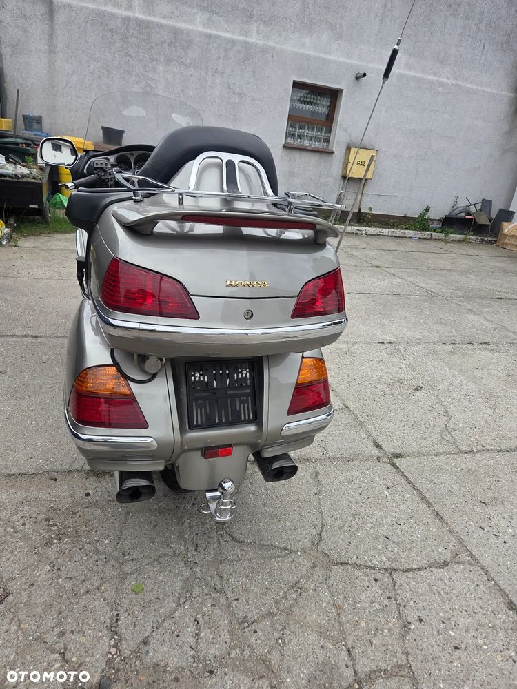 Honda GL - 10