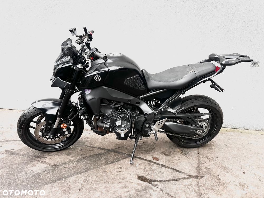 Yamaha MT - 6
