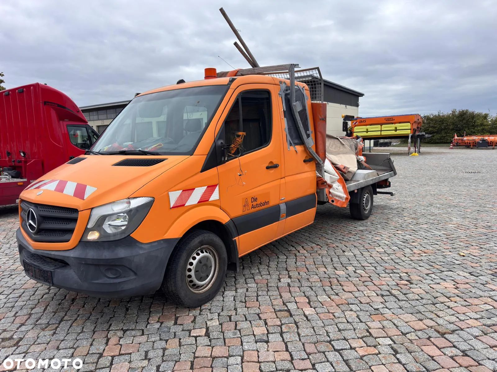 Mercedes-Benz Sprinter - 1
