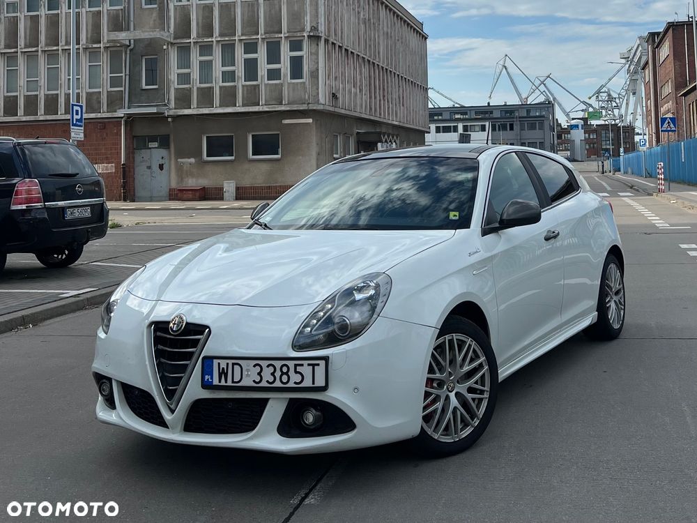 Alfa Romeo Giulietta - 1