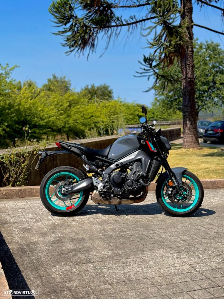 Yamaha MT-09 - 2