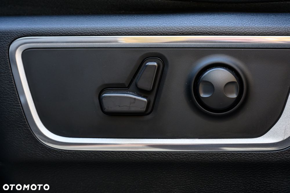 RAM 1500 5.7 Crew Cab Longbed Laramie Sport - 27