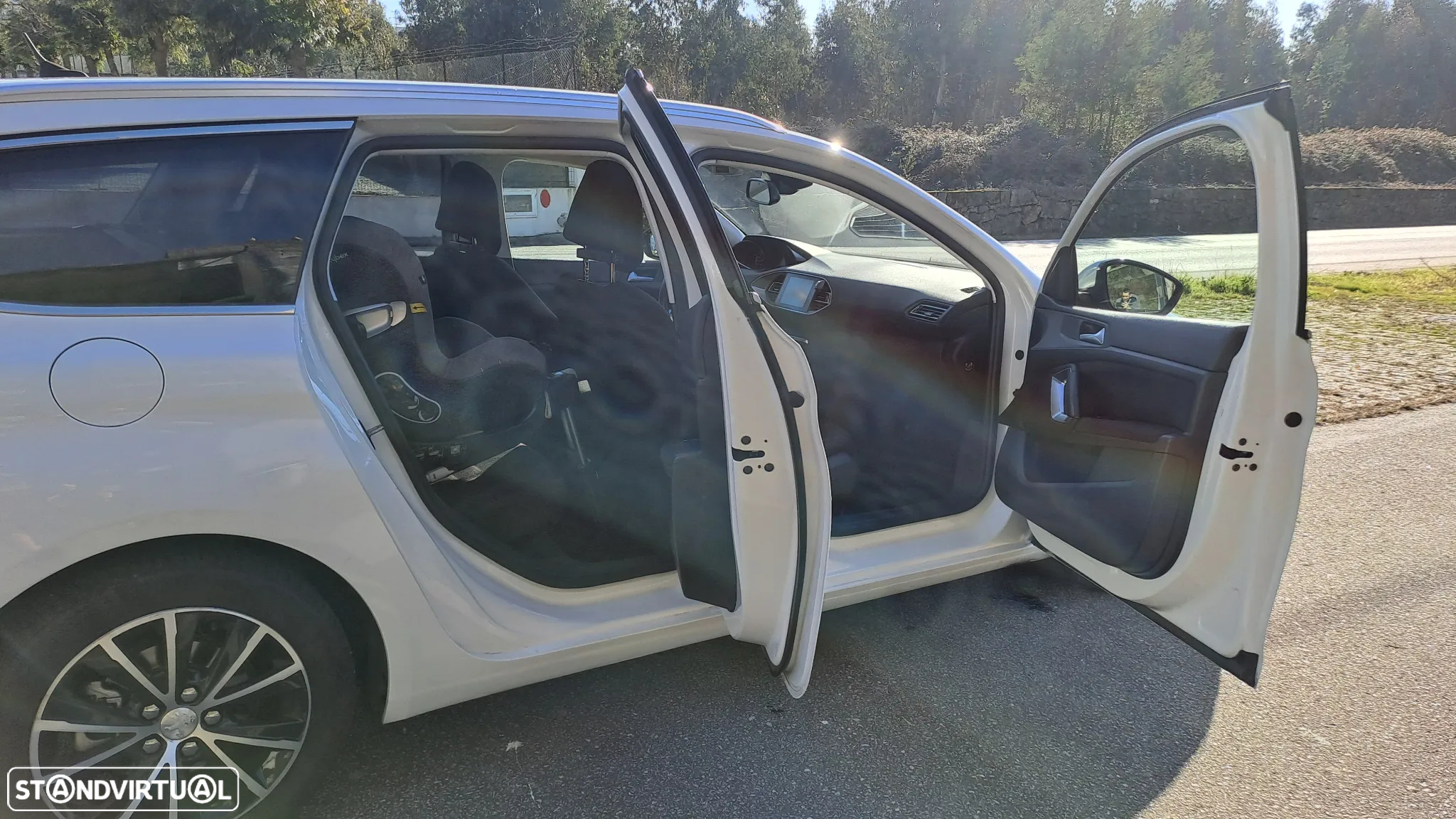 Peugeot 308 SW - 16