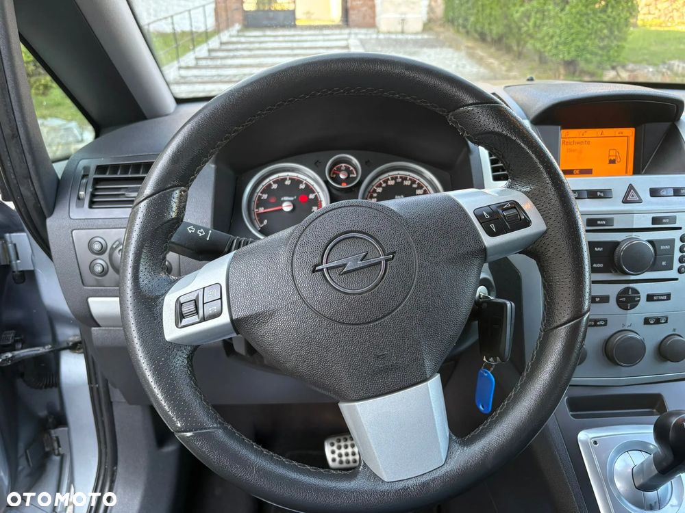 Opel Zafira 1.8 Easytronic Family Plus - 20