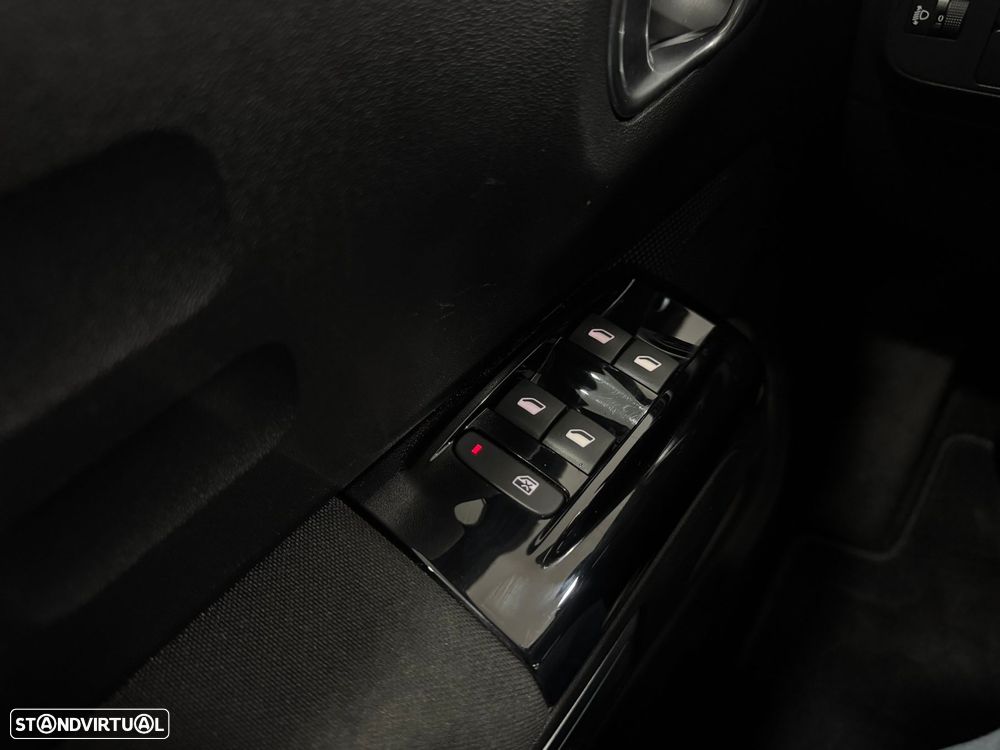 Citroën C3 1.2 PureTech Shine - 35