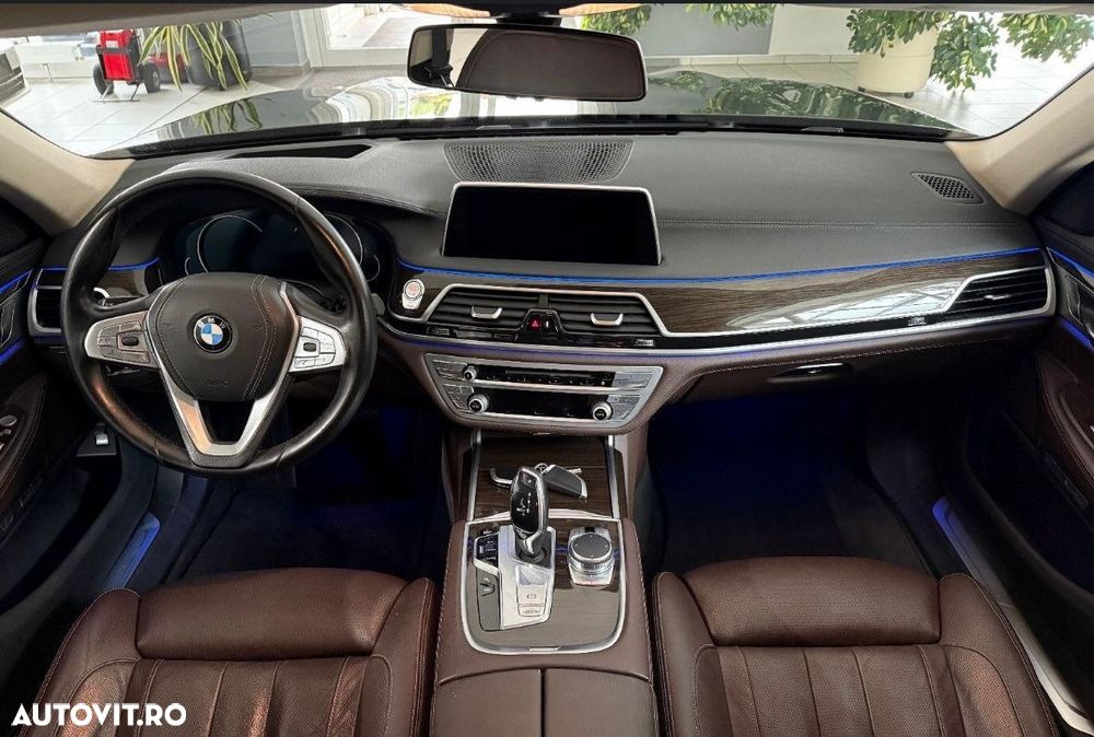 BMW Seria 7 730d xDrive - 4