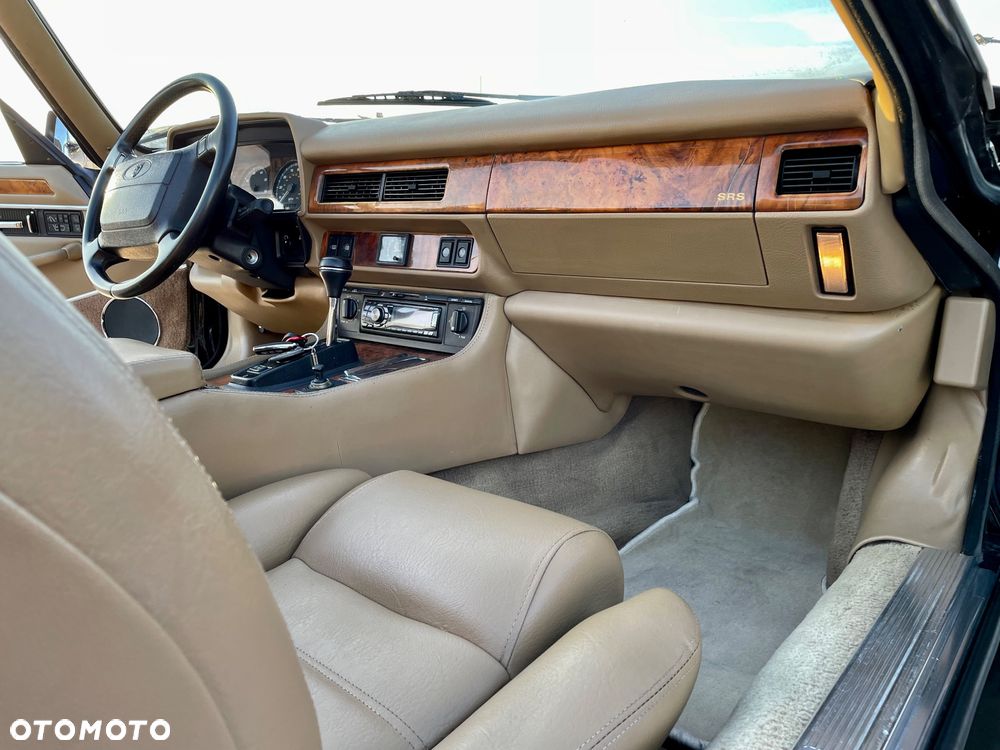 Jaguar XJS - 11