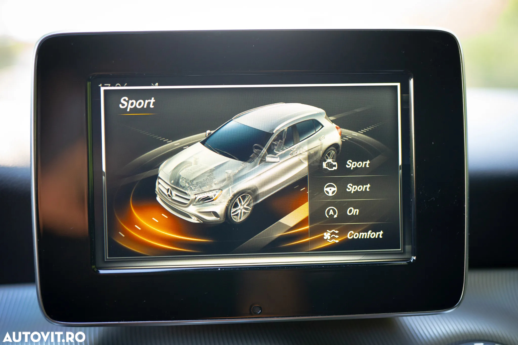 Mercedes-Benz GLA 220 d 7G-DCT UrbanStyle Edition - 23