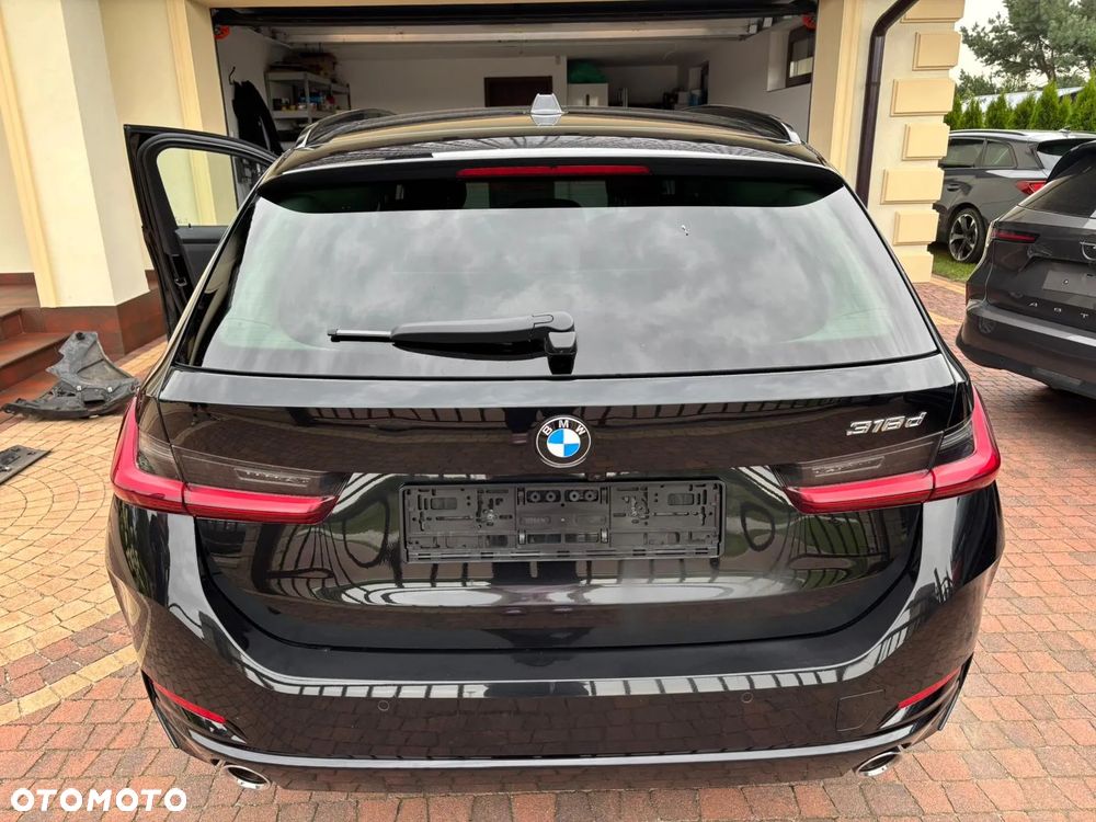 BMW Seria 3 318d - 3