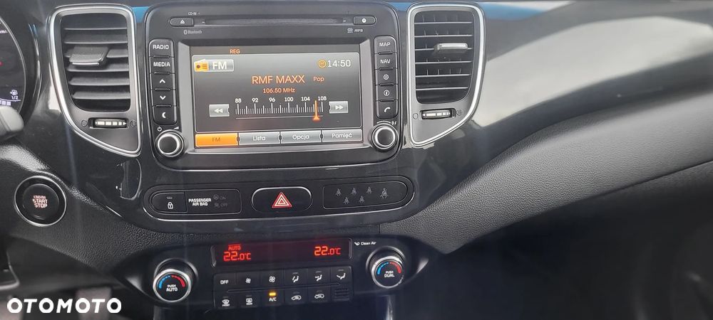 Kia Carens 1.7 CRDi 136 Fifa World Cup Edition - 22