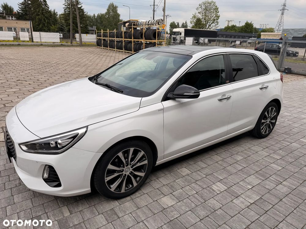 Hyundai i30 1.4 T-GDI Premium DCT - 1
