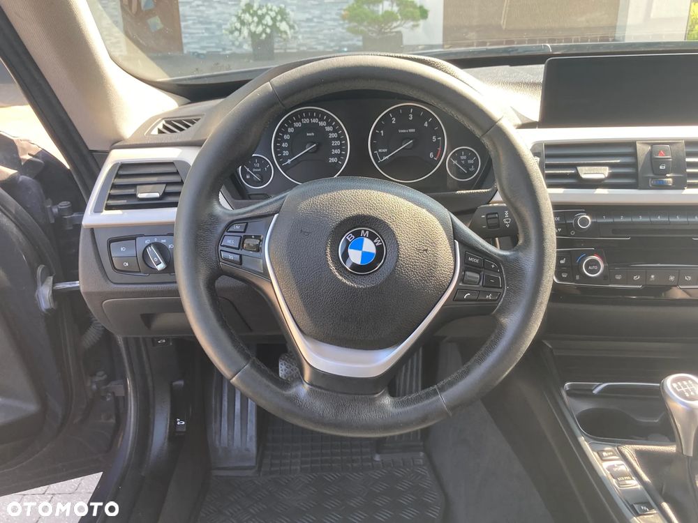 BMW 3GT 318d - 18