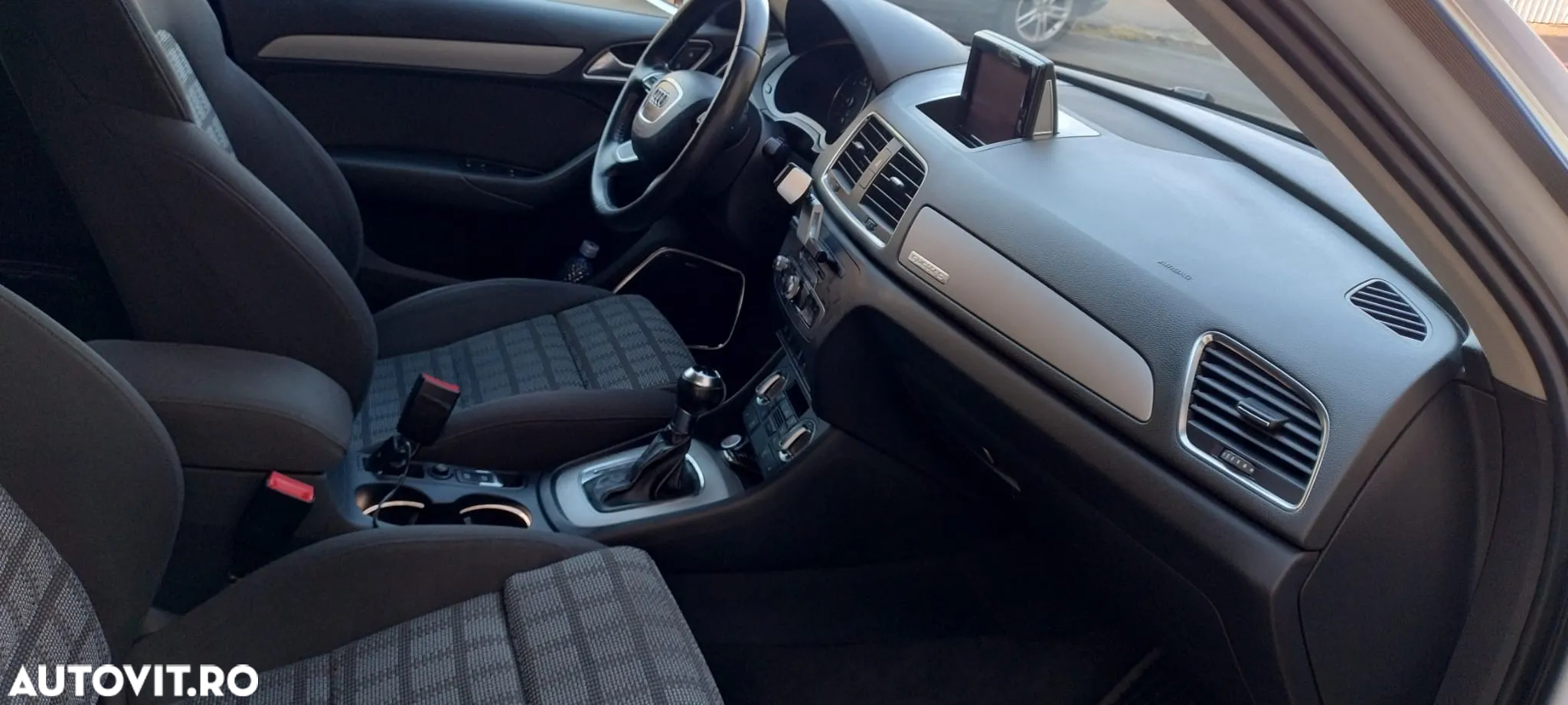 Audi Q3 2.0 TDI Quattro S-Tronic - 25